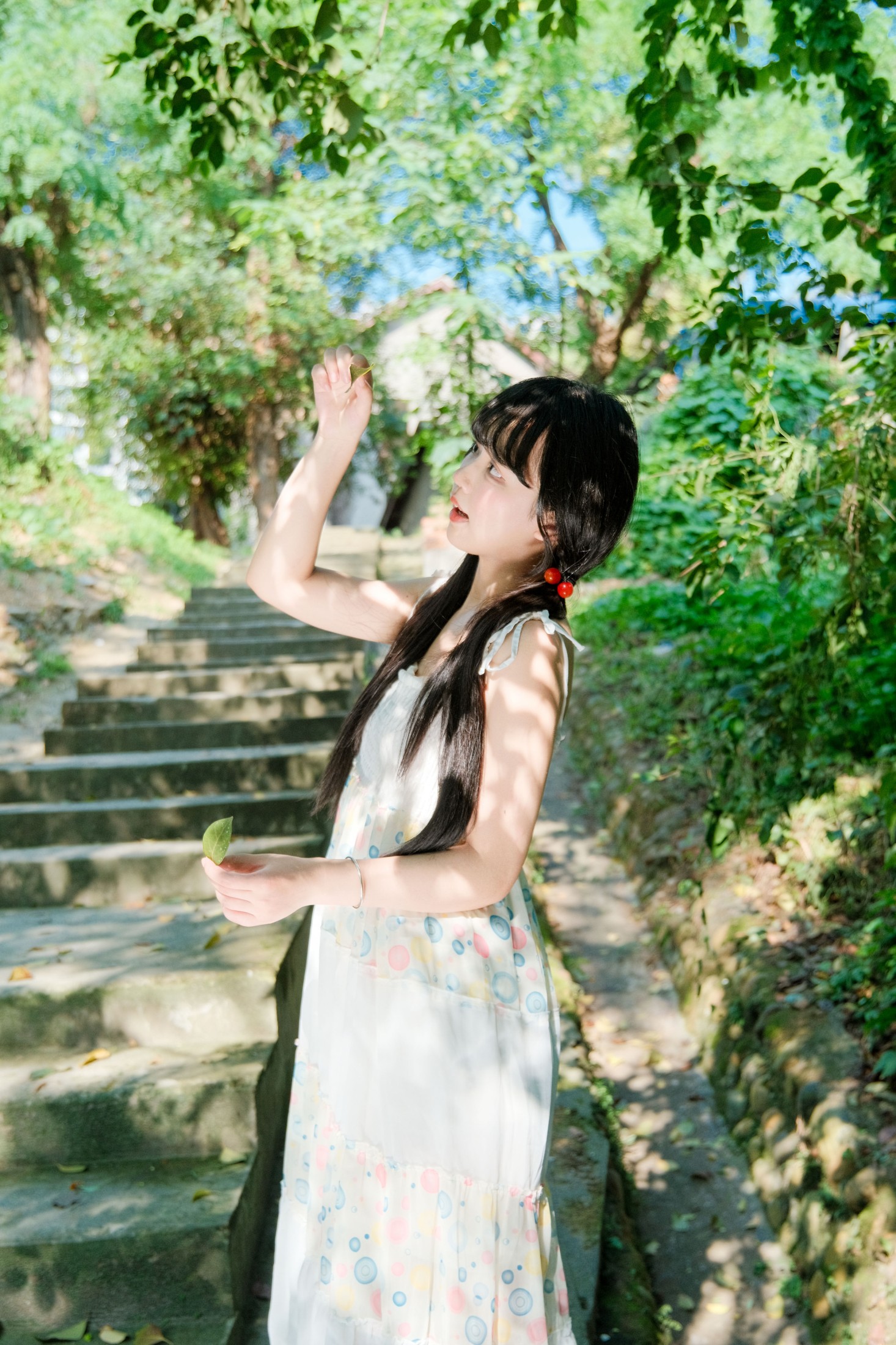 小梨花儿 – 《绿色夏日》[26P]